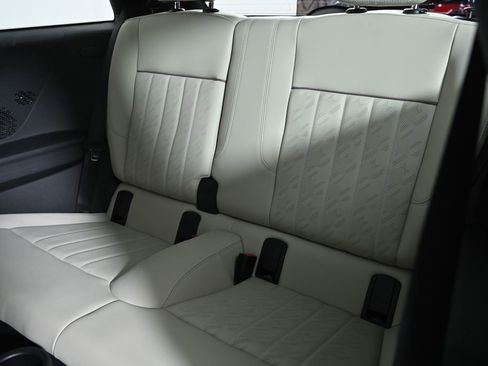 Certified 2025 MINI Cooper S image 25