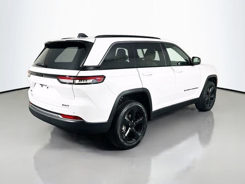 New 2026 Jeep Grand Cherokee Limited image 7