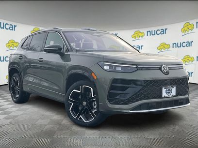 New 2026 Volkswagen Tiguan SEL R-Line