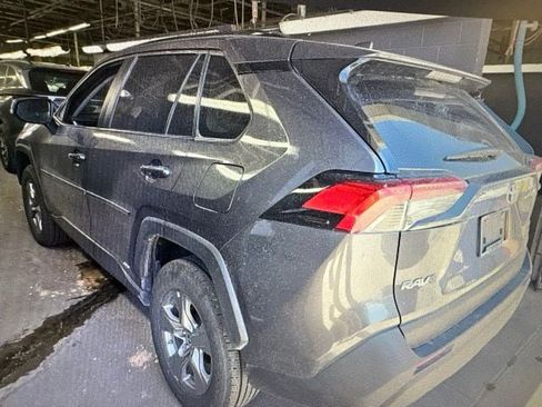 Used 2024 Toyota RAV4 LE AWD/4WD image 9