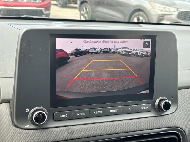 Used 2023 Hyundai Kona SEL AWD/4WD image 34