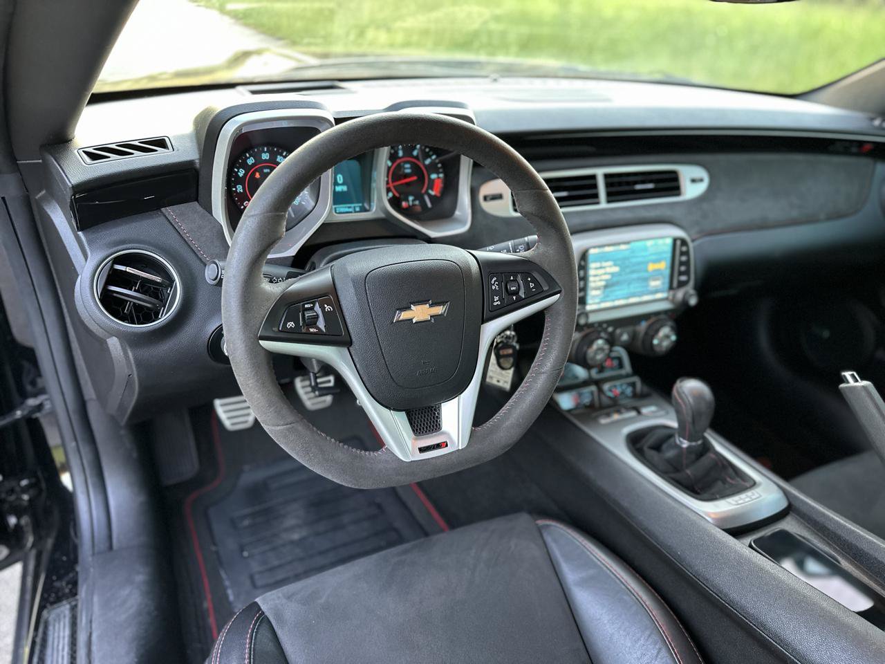 Used 2013 Chevrolet Camaro ZL1 RWD image 15