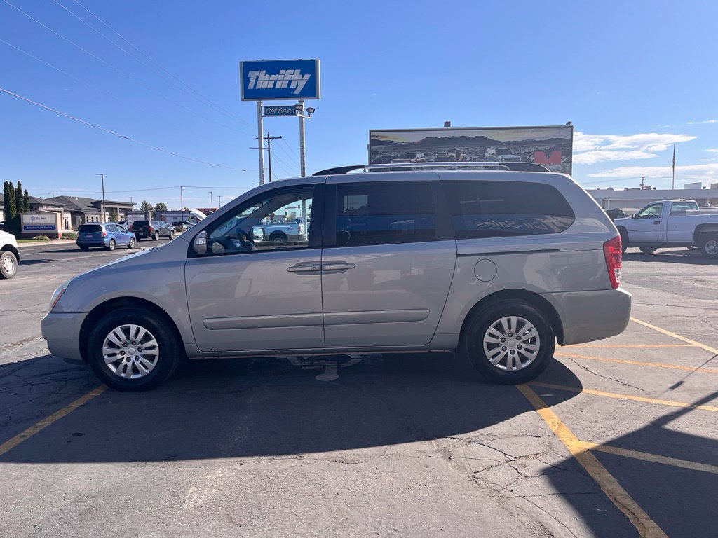 Used 2012 Kia Sedona LX FWD image 7