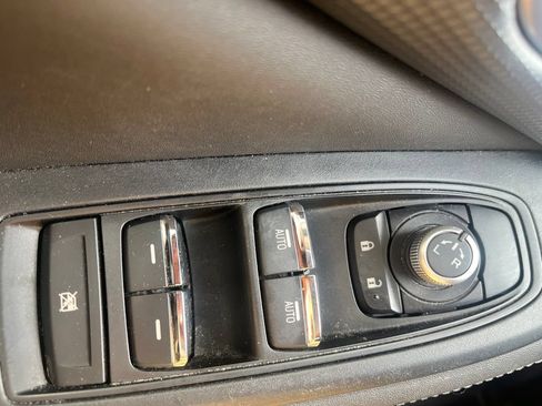 Used 2023 Subaru Forester Touring AWD/4WD image 22