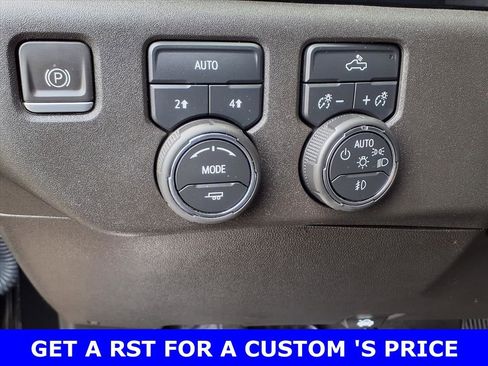 Used 2023 Chevrolet Silverado 1500 RST image 15