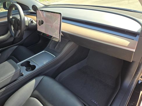 Used 2021 Tesla Model 3 Long Range AWD/4WD image 27