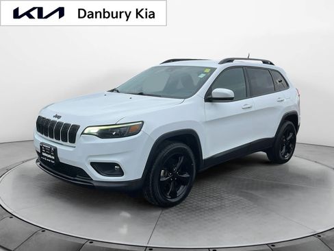 Used 2021 Jeep Cherokee Latitude Plus image 4