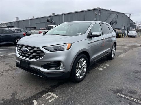 Certified 2024 Ford Edge Titanium image 7