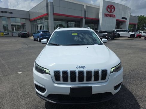 Used 2021 Jeep Cherokee Latitude AWD/4WD image 2