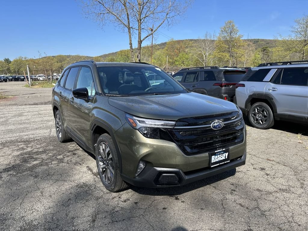 New 2026 Subaru Forester Touring AWD/4WD image 2