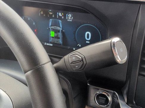 Used 2025 Ford F350 Lariat image 12