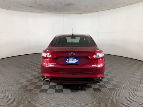 Used 2016 Ford Fusion SE w/ Equipment Group 202A image 8