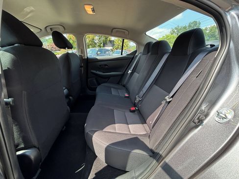 Used 2025 Nissan Sentra SV FWD image 27