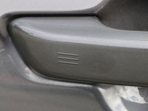 Used 2023 Jeep Grand Cherokee 4WD 4xe image 16