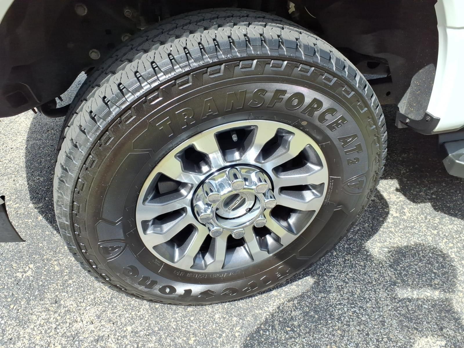 Used 2019 Ford F350 Lariat w/ Chrome Package AWD/4WD image 12