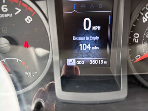 Used 2023 Toyota Tacoma SR image 16