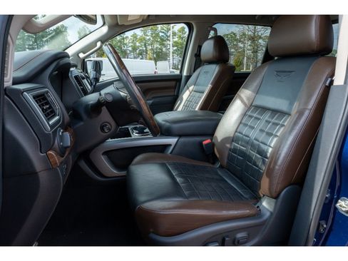 Used 2017 Nissan Titan Platinum Reserve w/ Off-Road Package image 11