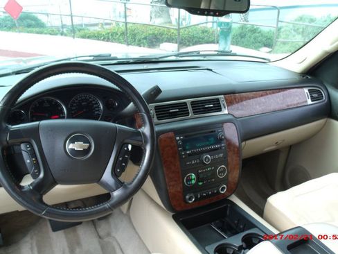 Used 2007 Chevrolet Tahoe LT w/ LT Preferred Equipment Group RWD image 17