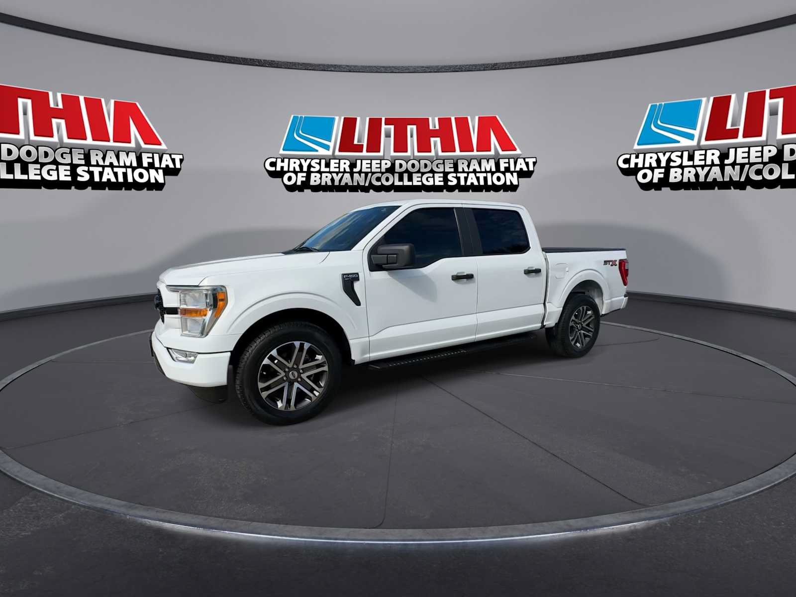 Used 2021 Ford F150 XL w/ STX Appearance Package RWD image 4