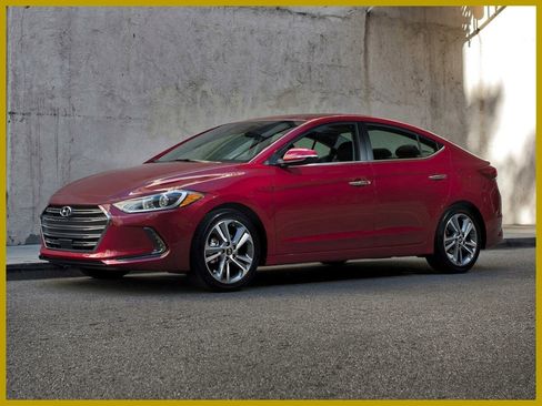 Used 2017 Hyundai Elantra SE image 1