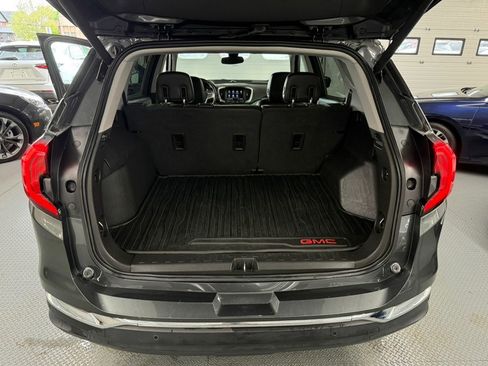 Used 2020 GMC Terrain SLT w/ Preferred Package AWD/4WD image 35