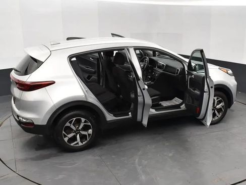 Used 2020 Kia Sportage LX w/ LX Popular Package AWD/4WD image 6
