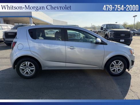 Used 2013 Chevrolet Sonic LT image 4