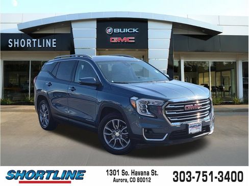 Used 2024 GMC Terrain SLT AWD/4WD image 1