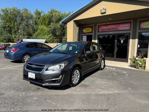 Used 2015 Subaru Impreza 2.0i Premium AWD/4WD image 3