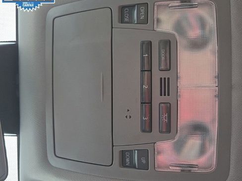 Used 2019 Toyota Highlander XLE image 35