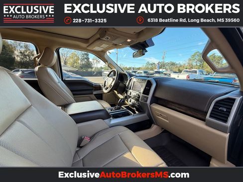 Used 2019 Ford F150 Lariat image 12