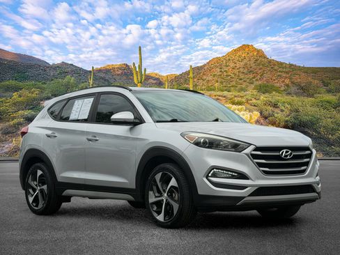 Used 2017 Hyundai Tucson Value FWD image 2