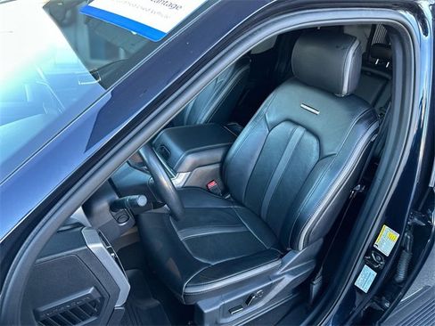 Certified 2021 Ford F250 Platinum w/ FX4 Off-Road Package image 12