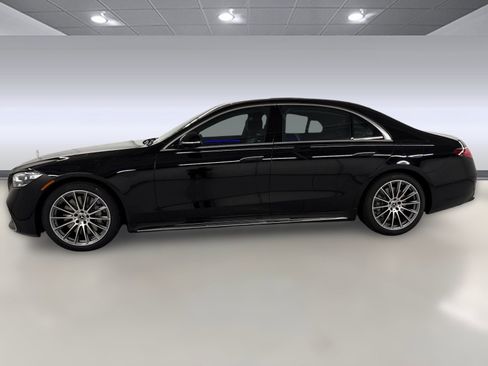 New 2026 Mercedes-Benz S 580e 4MATIC Sedan image 2