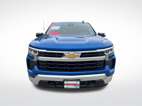 Used 2023 Chevrolet Silverado 1500 LT w/ Protection Package AWD/4WD image 2