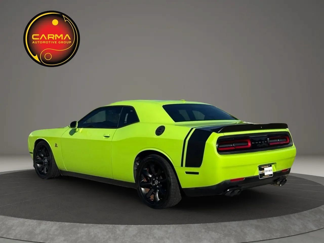 Used 2015 Dodge Challenger R/T Scat Pack w/ Leather Interior Group RWD image 3