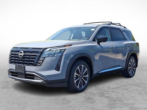New 2026 Nissan Pathfinder Platinum w/ Cargo Package AWD/4WD image 2