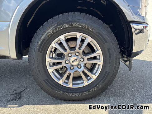 Used 2020 Ford F150 Lariat image 24