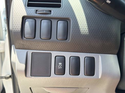 Used 2014 Toyota Tacoma 2WD Regular Cab image 27