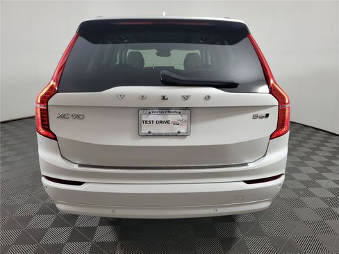 Certified 2023 Volvo XC90 B6 Core w/ Protection Package Premier AWD/4WD image 5