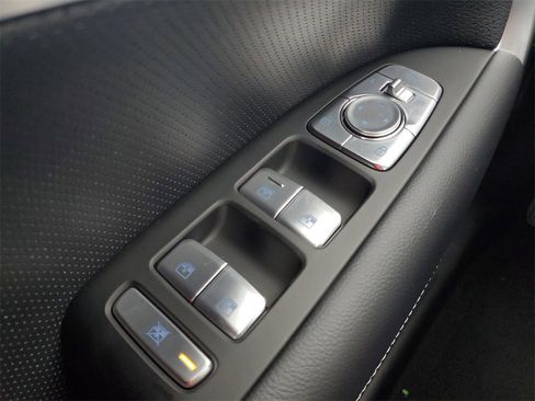 New 2026 Genesis G70 2.5T Prestige image 16