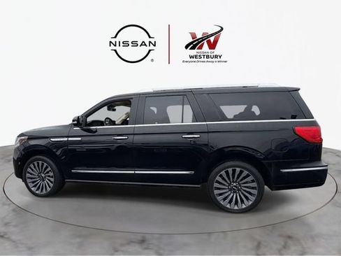 Used 2019 Lincoln Navigator L Reserve w/ Cargo Package AWD/4WD image 4