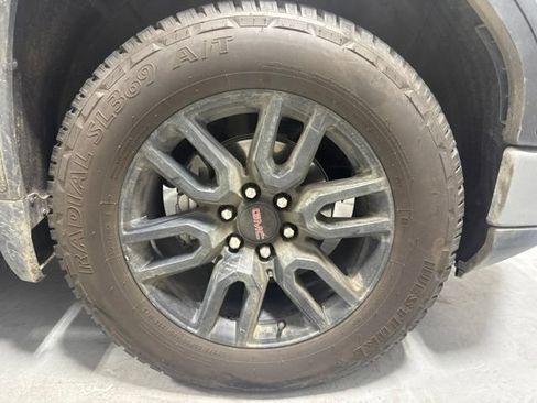 Used 2024 GMC Sierra 1500 Pro w/ Graphite Edition AWD/4WD image 4
