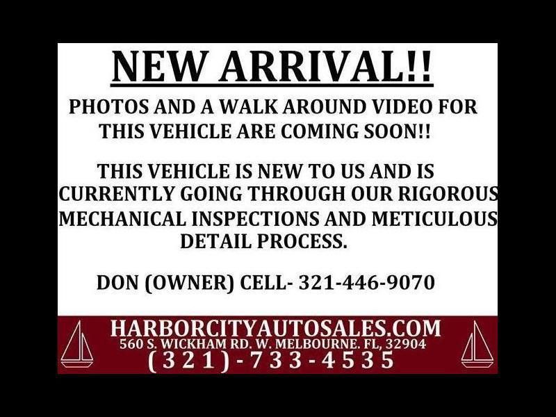 Used 2015 Honda Pilot LX image 1