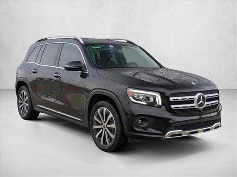 Used 2020 Mercedes-Benz GLB 250 image 3