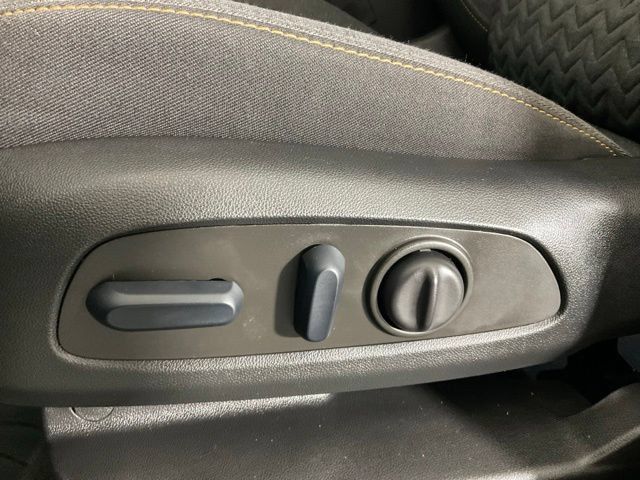 Used 2022 Chevrolet Equinox LT AWD/4WD image 27
