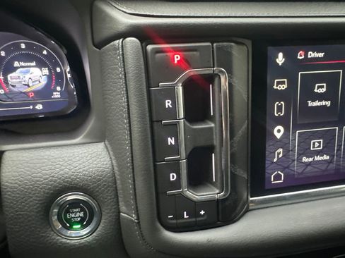 Used 2023 GMC Yukon Denali w/ Denali Reserve Package AWD/4WD image 63