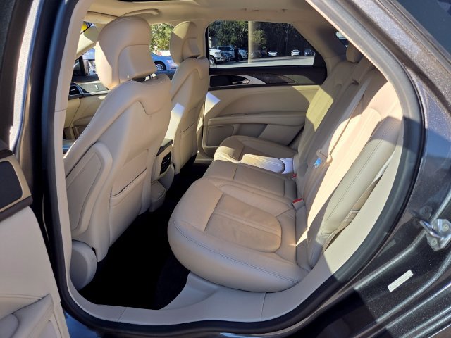 Used 2017 Lincoln MKZ Reserve FWD image 12