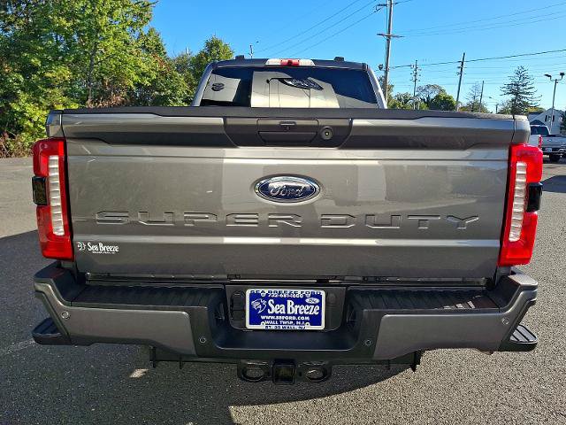 Certified 2025 Ford F250 4x4 Crew Cab Super Duty image 5