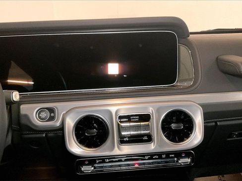 Used 2025 Mercedes-Benz G 550 G 550 image 11